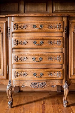 antique wooden dresser in Oshawa, Ontario